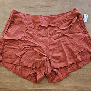 High-Waisted Playa Shorts